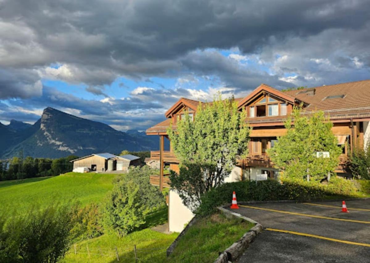 Unterkunft Mit Alpenblick Aeschi Bei Spiez Buitenkant foto