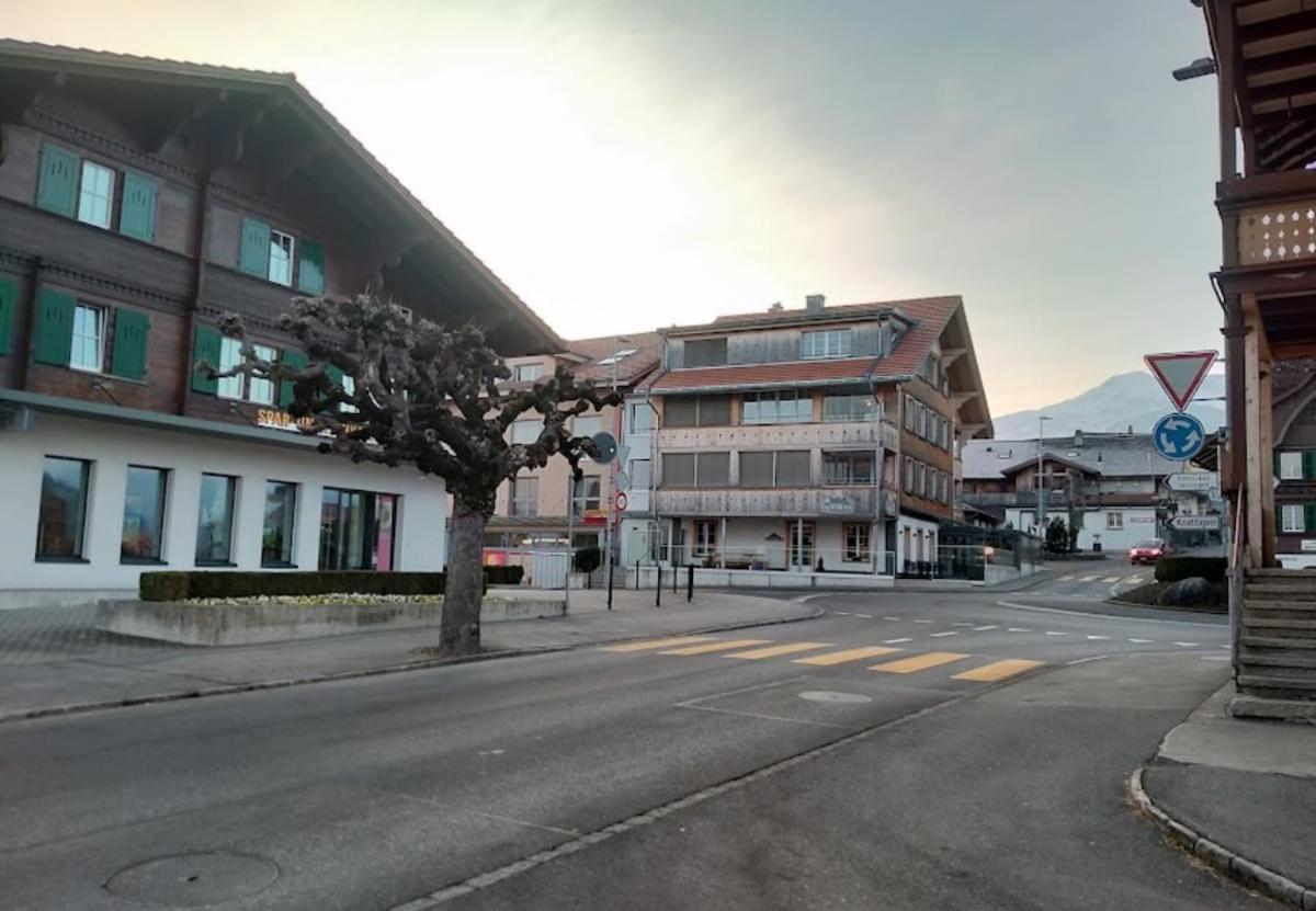 Unterkunft Mit Alpenblick Aeschi Bei Spiez Buitenkant foto