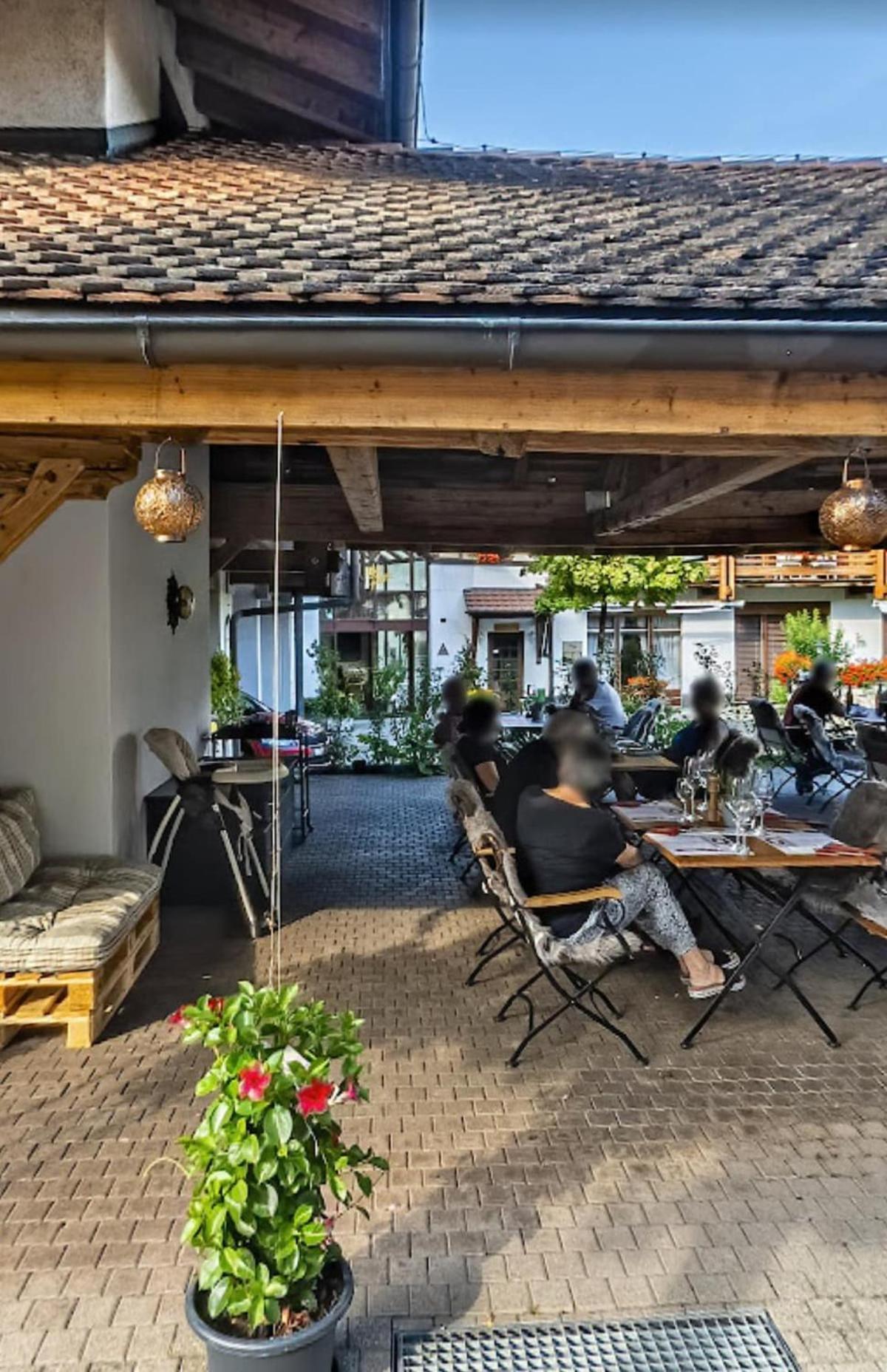 Unterkunft Mit Alpenblick Aeschi Bei Spiez Buitenkant foto