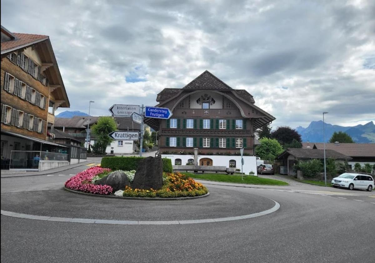 Unterkunft Mit Alpenblick Aeschi Bei Spiez Buitenkant foto