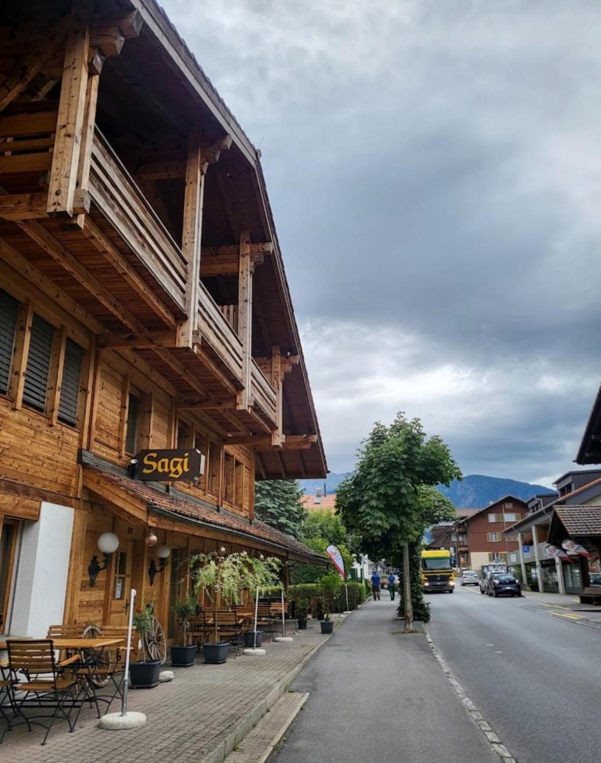 Unterkunft Mit Alpenblick Aeschi Bei Spiez Buitenkant foto